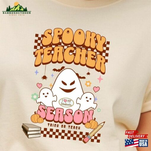 Cute Teacher Halloween Crewneck Retro Ghost T-Shirt Vintage Tee Hoodie