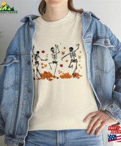 Dancing Skeleton Halloween T-Shirt 2023 Classic