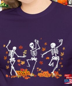 Dancing Skeleton Halloween T-Shirt 2023 Classic
