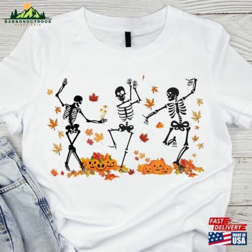 Dancing Skeleton Halloween T-Shirt 2023 Classic